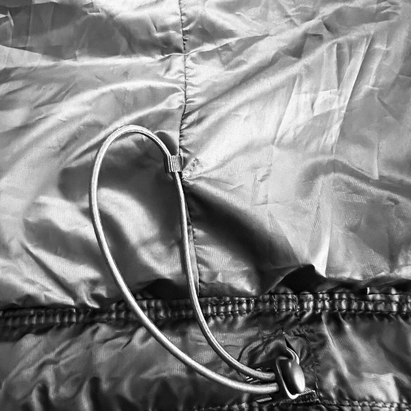 Patagonia Men's Dark Grey Quilted Vest Size Medium - Picture 8 of 12